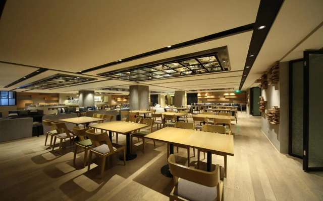 BeiJing Qianyuan Hotel