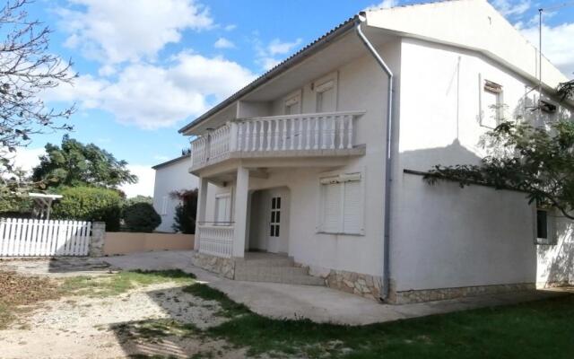 VRSI, SUNNY HOUSE for 8