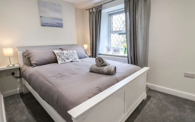 4 Railway Terrace