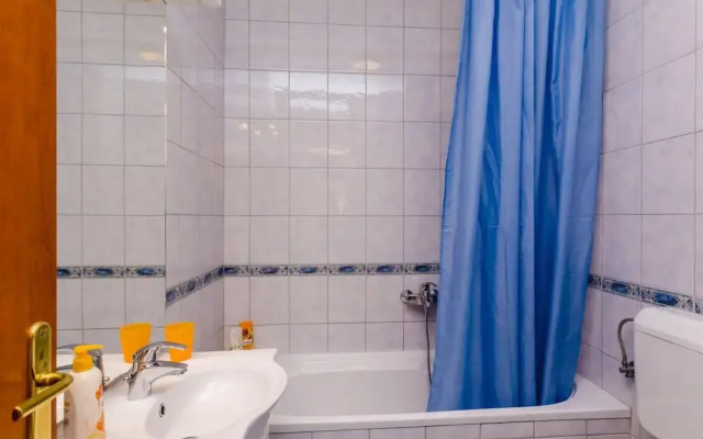 Ana Apartment - One Bedroom Apartment With Balcony