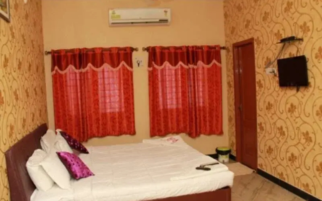 Hotel Vaani Villa
