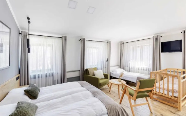 Wine & Pillow Hotel by Frapolli