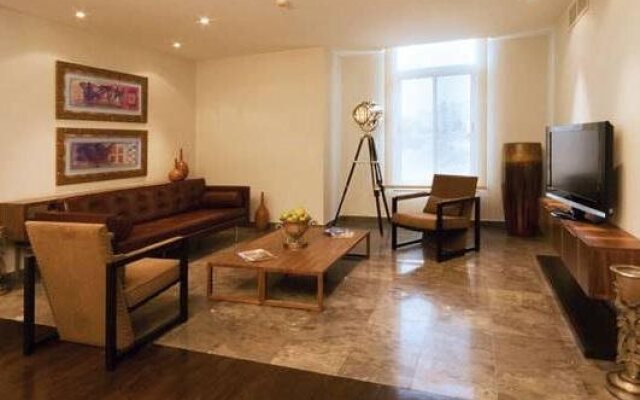 Burda 41 Hotel & Suites