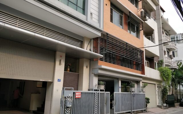 Zody Apartment