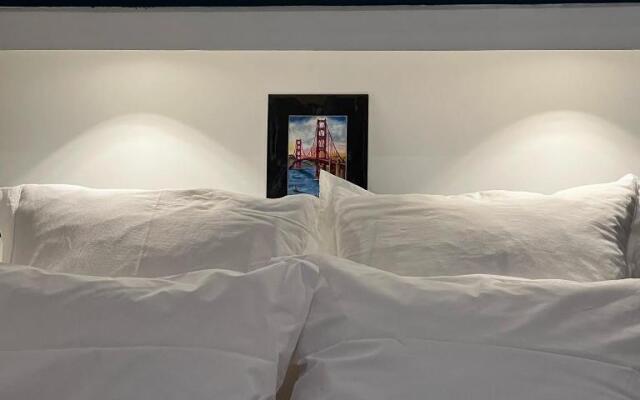 Mrtn Apartments & Suites