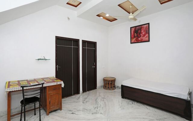 OYO 9777 Home Duplex Studio Airport Road