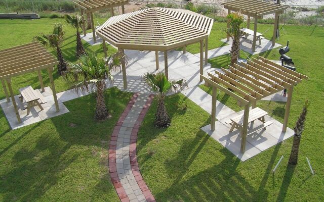 Seascape Deluxe Beach Condos by A B Sea Rentals