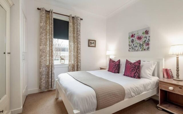 Heavenly Heather Cottage