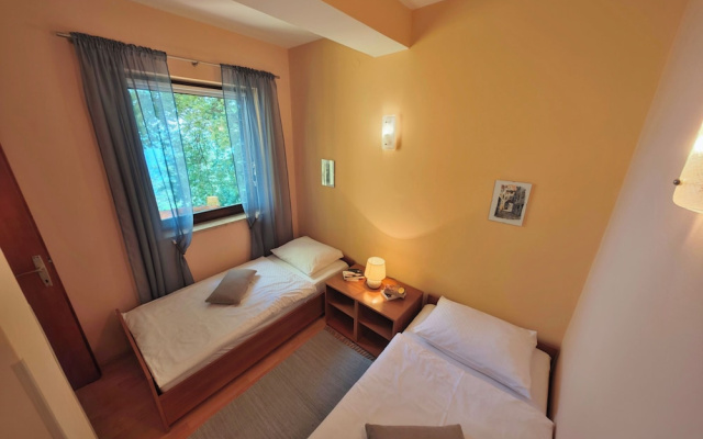 Apartment Delost