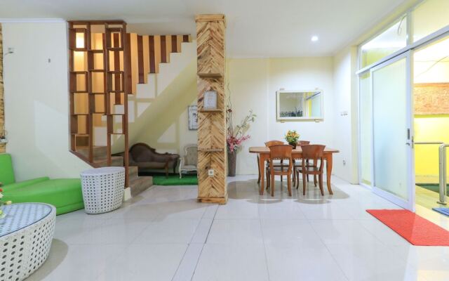 Lavender Hostel