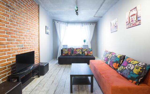 Guest studios of Ekaterina Bochkareva on the Embankment street