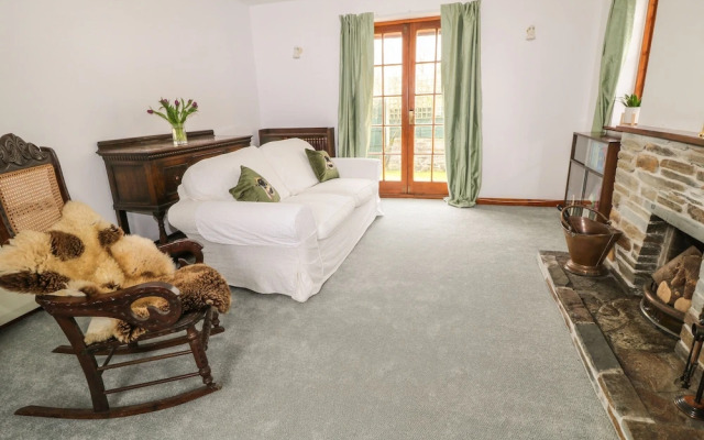Thrushel Cottage