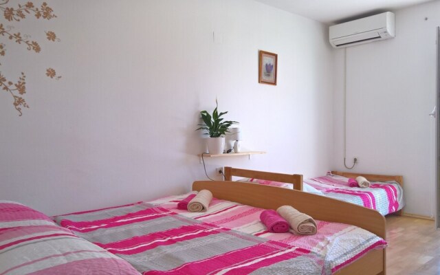 Studio "sweet Rose" Near Zr?e Beach and Town Center