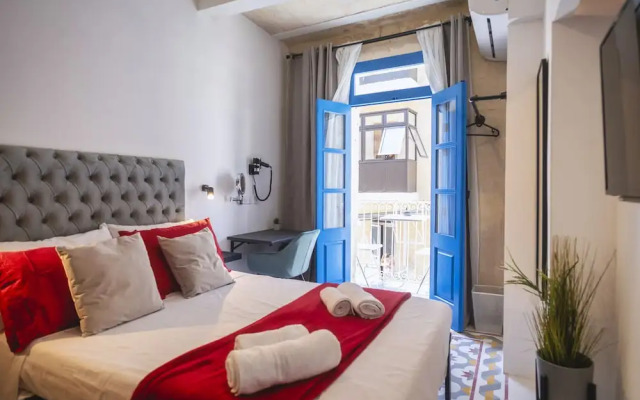 Mandera's Boutique Suites & Dorms