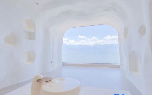 Qinglan Cave Style Light Luxury Sea View Hotel