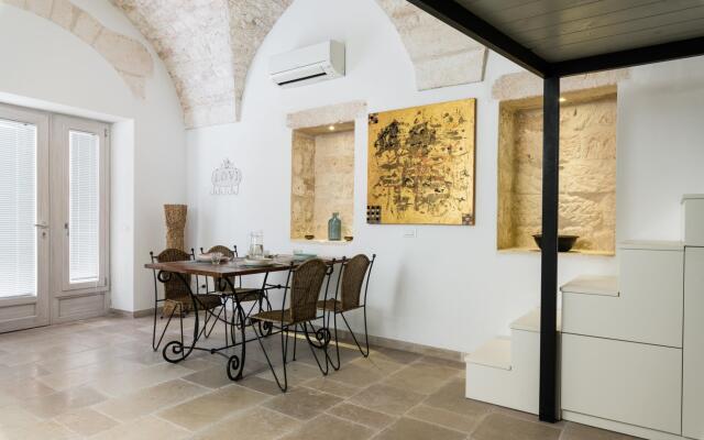 Casa Sottosopra by Wonderful Italy