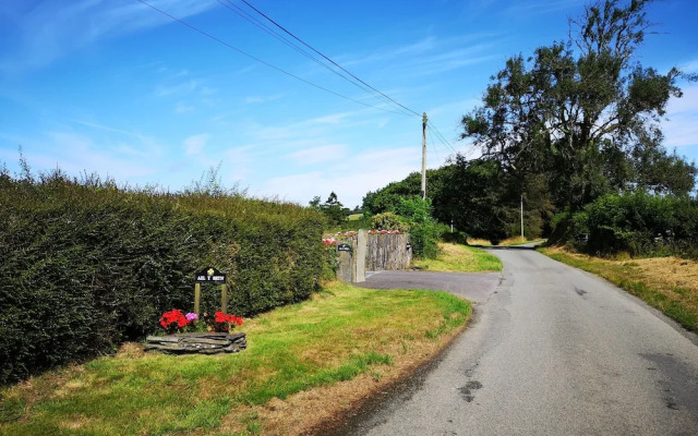 Ael Y Bryn Bed and Breakfast