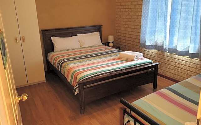 Baywatch Manor Augusta