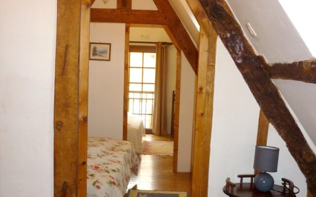 House With 2 Bedrooms in Touffreville-sur-eu, With Furnished Garden an