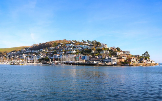 No1 The Pottery, Dartmouth