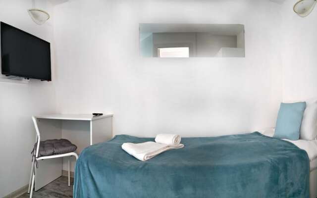 Apelsin Hotel on Kurskaya