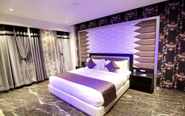 Hotel Grand Orchid