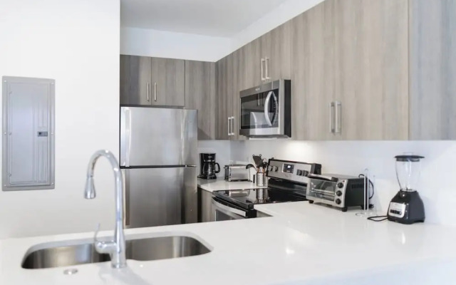 Prime Townhouses Near Design District