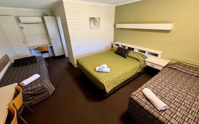 The Ashwood Motel