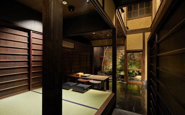 YADORU KYOTO Kagami No Yado