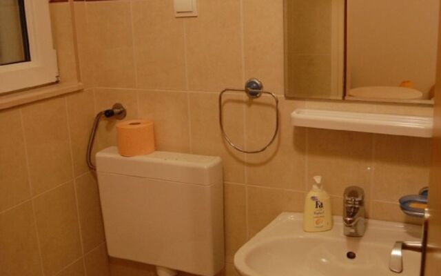 Apartment Marti - free parking and grill: A4 - Tamaris Hvar, Island Hvar