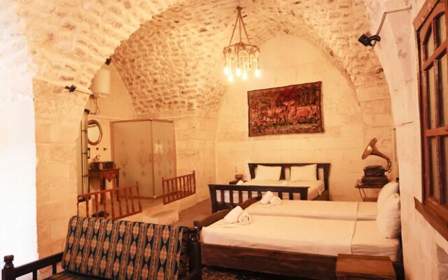 Serif Pasa Konaklari