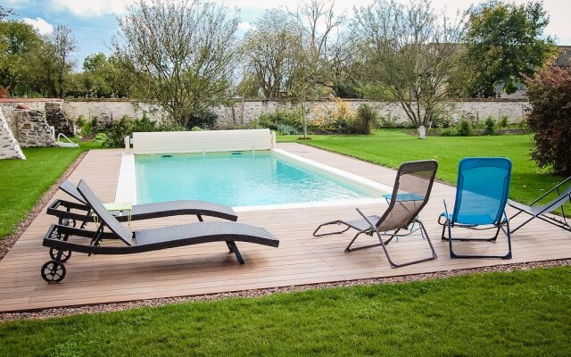 Au Caprice de L'Atre