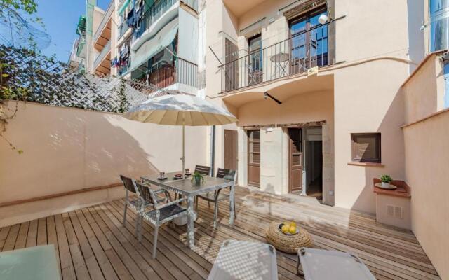 Lodging Apartments Amazing apartment by Ramblas with inner terrace