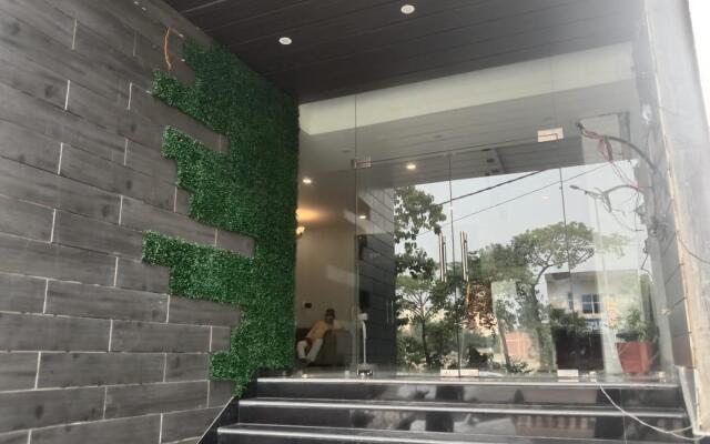 Hotel Hira Panna by OYO Rooms