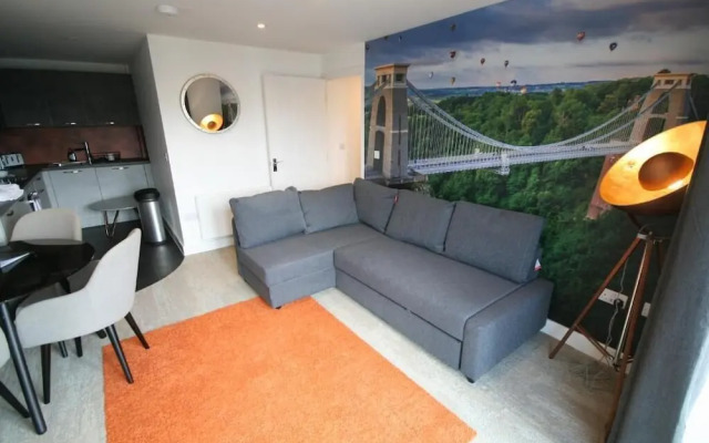 Your Apartment Brunel Loft - No 2