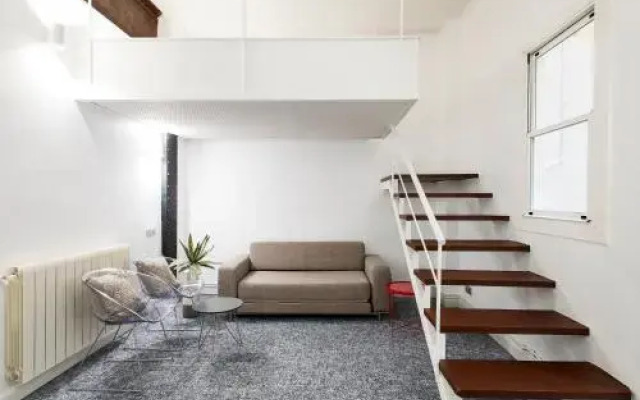 Fewdays Barcelona Apartments