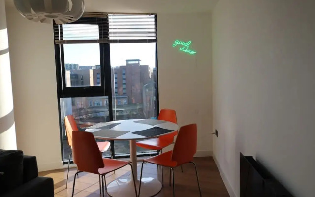 Inviting 2-bed Apartment in Sheffield