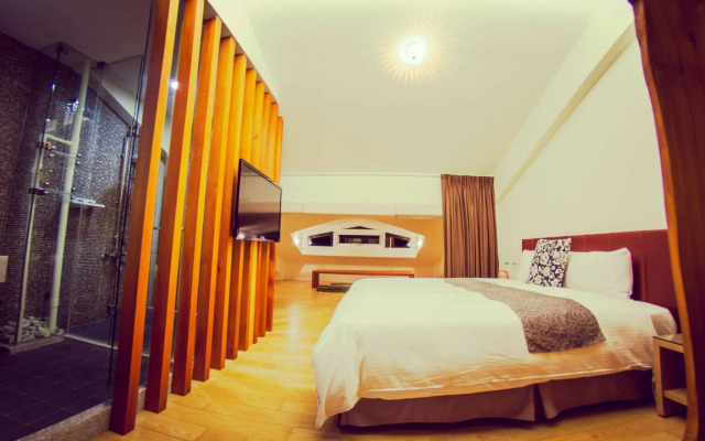 Sasa Nor Lamour B & B