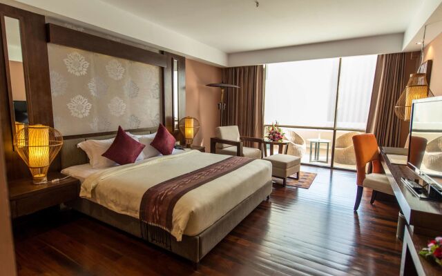 Rose Garden Hotel