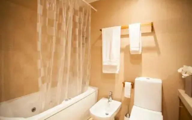 LovelyStay - Ericeira Beach Apartment with Sea View