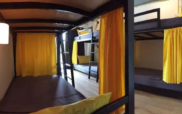 Best Bed Suvarnabhumi - Hostel