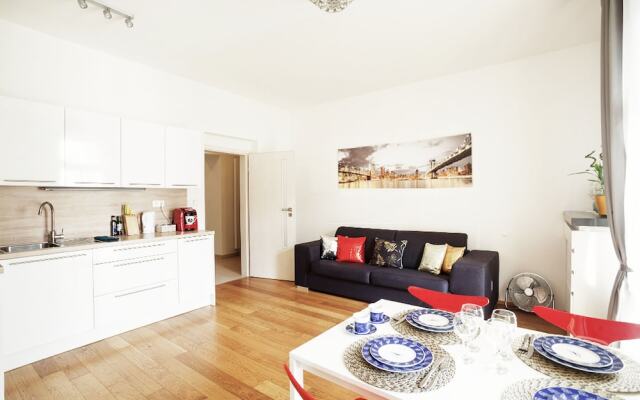 Charming Two-Bedroom Apartment Next To The Emmaus Abbey