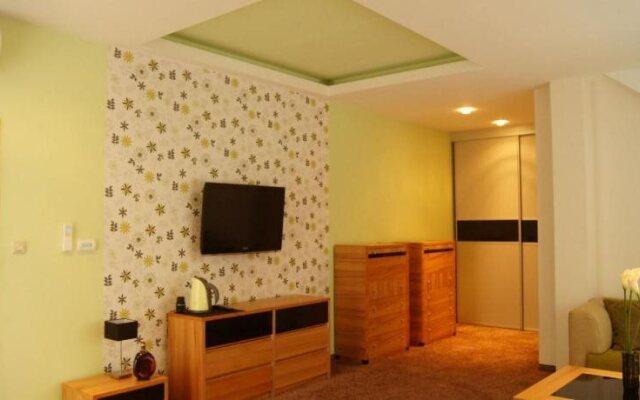 Villa 4 You