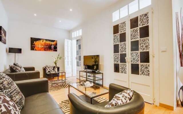 3 Bedroom Apartment in Baixa With River View