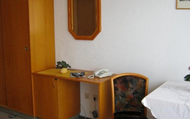 An den Birken