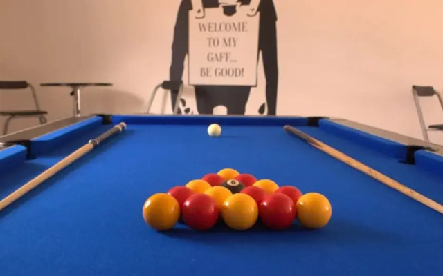 Dog Friendly - 4 Bed House - Sleeps 10 - Pool Table