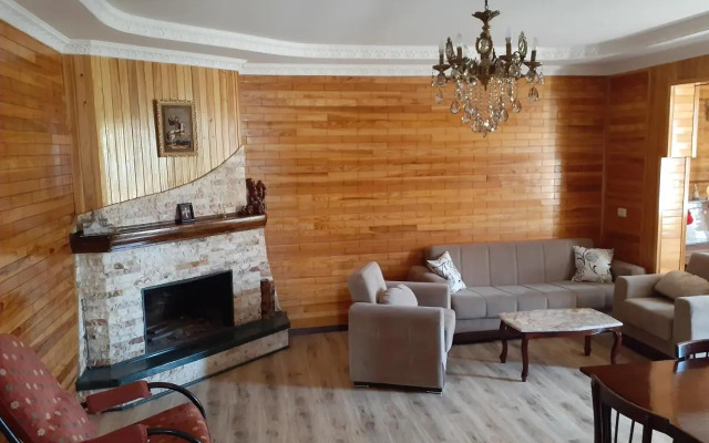 Lukas's house