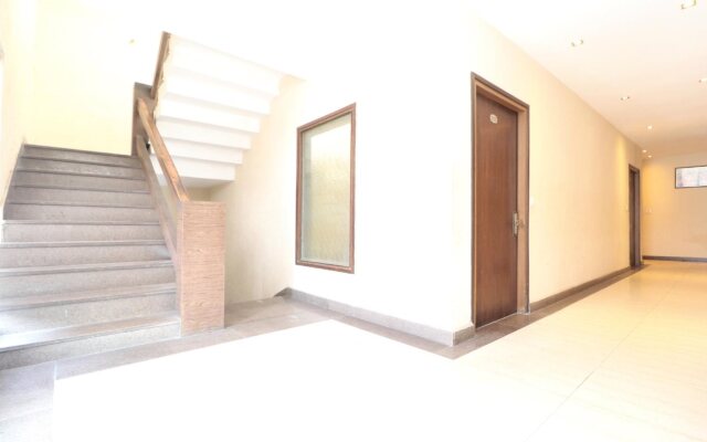 Hotel Bombay Regency by OYO Rooms