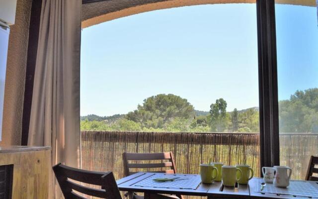Appartement Bormes-les-Mimosas, 1 pièce, 4 personnes - FR-1-251-77