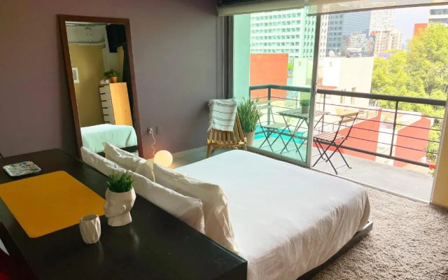 Trendy Suite With Terrace in Polanco